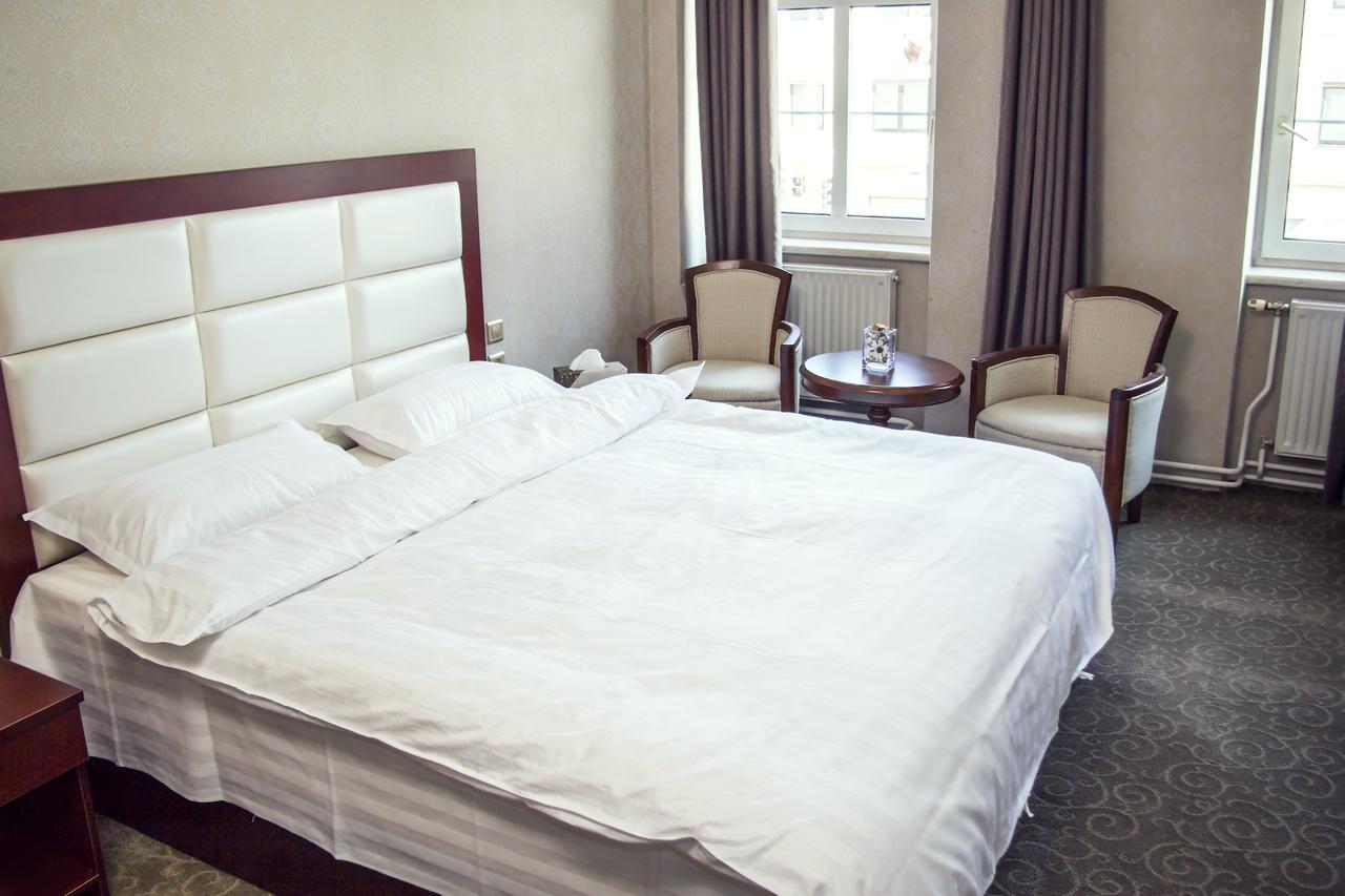 Hotel Muse Sankt Poelten Eksteriør bilde
